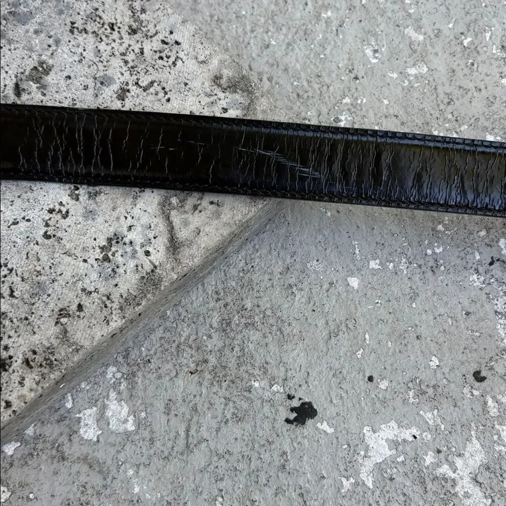 Gucci, vintage black leather skinny belt